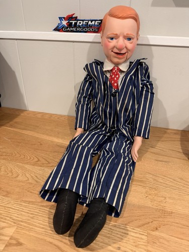 1980 fields ventriloquist - w.c,