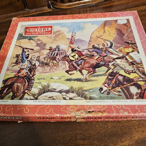 Vintage victory plywood - victory, jigsaw