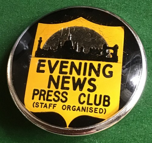 Rare vintage classic - vintage, badge