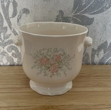 Hadida Floral Flower Storage