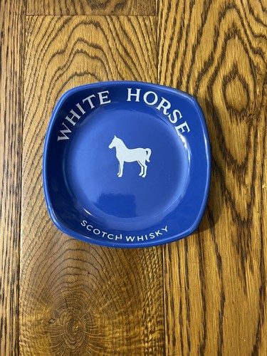 White horse wade regal - white,