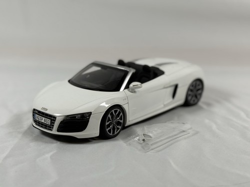 Kyosho scale die cast - die,