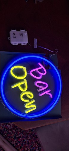 Neon effect tube - bar, open