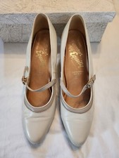 Vintage ladies leather shoes