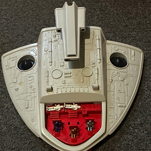 Bluebird manta force spaceship - force,