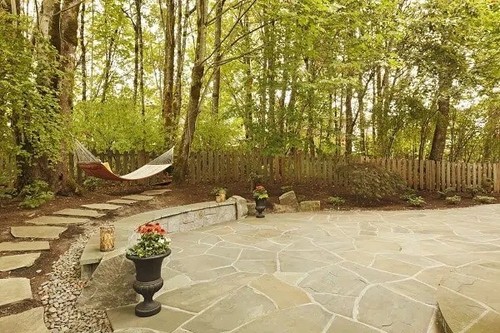 Raj green crazy paving hand - green,