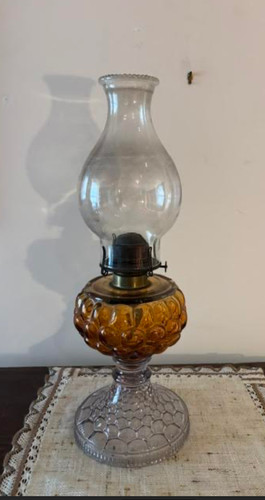 Antique amber font clear - ,
