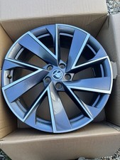 SKODA ENYAQ 20'' GREY DIAMOND