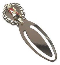 Welsh Dressed Lady Wales Enamel Crested Bookmark & Gift Bag (T756)