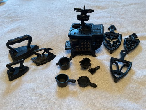 Miniature cast iron queen - cast-iron,