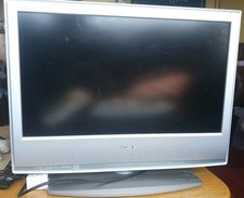 Sony Bravia KDL-20S2020 20" 720p HD LCD TV with Free View Remote