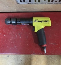Snap-on PH3050B Hi-Viz Yellow Super Duty Pneumatic Air Hammer