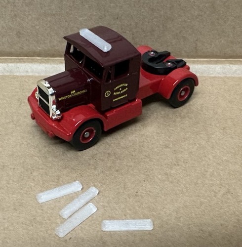 Scale clear beacon light - 1/76,