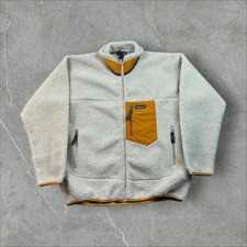 Vintage Modern (modern) Patagonia Fleece Jacket in Cream L