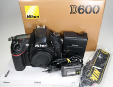 Nikon D600 body #6036912 Ausl: 100179 + accessories