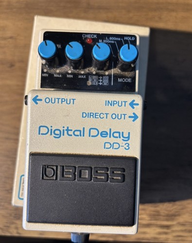 Boss digital delay pedal - boss,