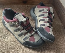 Ladies Trainers Size 6 Rohde