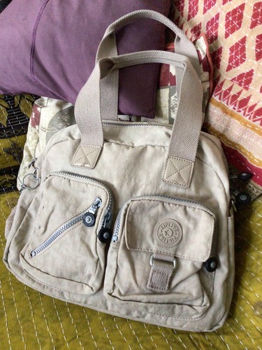Beige kipling defea - kipling,