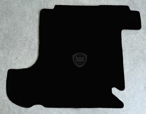 Automotive carpet trunk mat