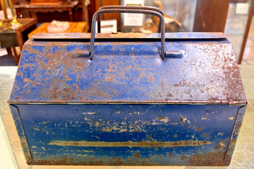 Vintage blue metal toolbox - blue,