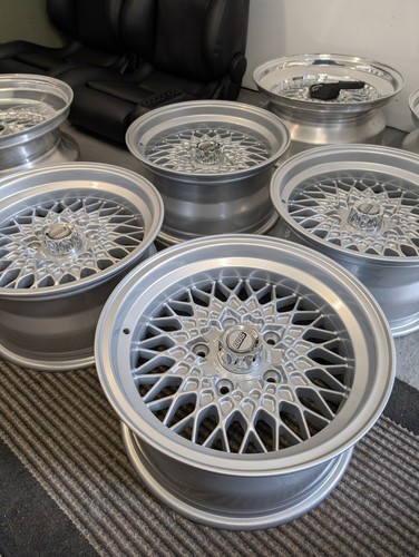 Classic porsche alloy wheels - classic,