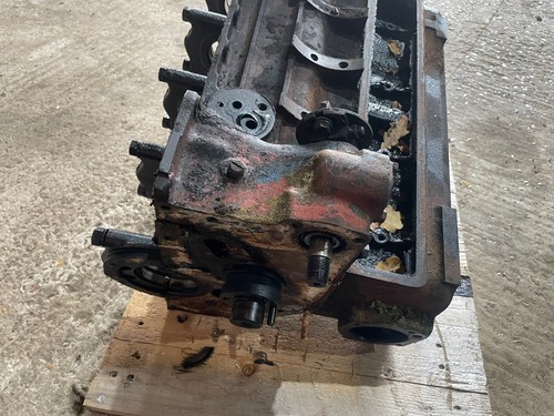 Ford diesel engine block - engine, x