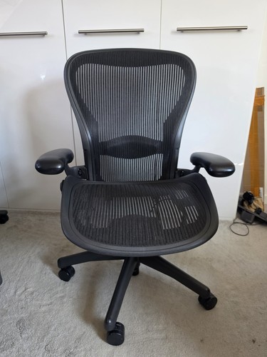 Herman miller aeron size - size, b