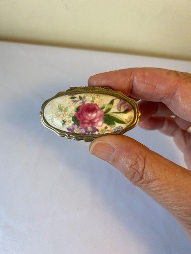 Vintage pill box - pill,
