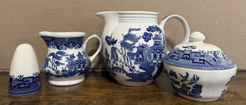 Churchill england blue willow - churchill,