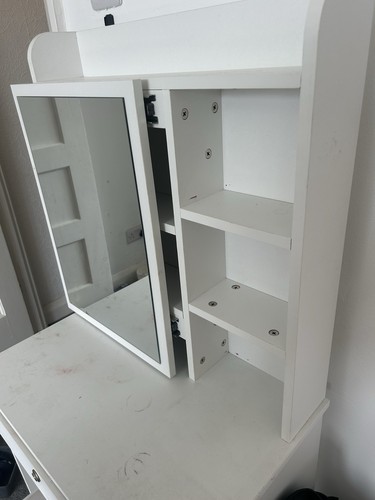 White dressing table - white,