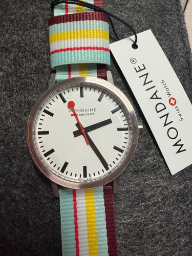 Mondaine official swiss - mondaine,