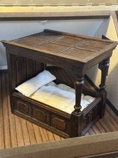 Dolls House Furniture 1/12