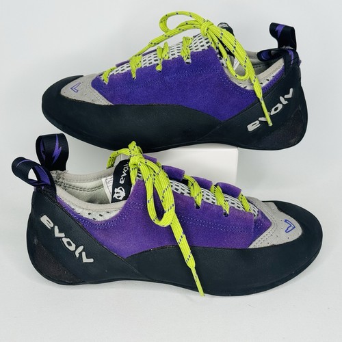 Evolv trax rubber rock - evolv,