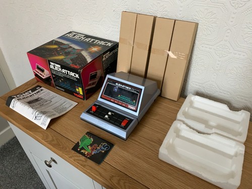 Tomytronic alien attack 1982 - tomytronic,