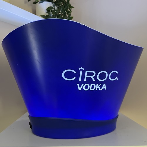 Ciroc vodka blue plastic ice - blue,