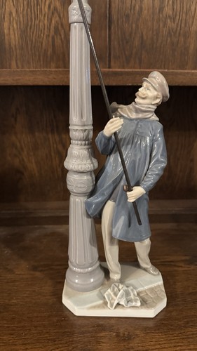 Lladro 5205 the lamp - the, lighter