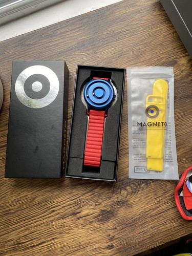 Magneto watch swiss quartz - swiss,