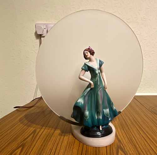 Art deco table - art, frosted