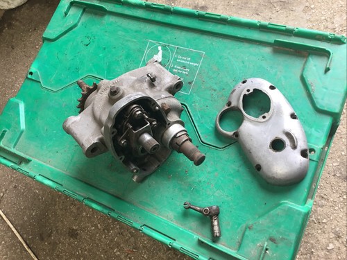 Norton lay down gearbox - gearbox, g102