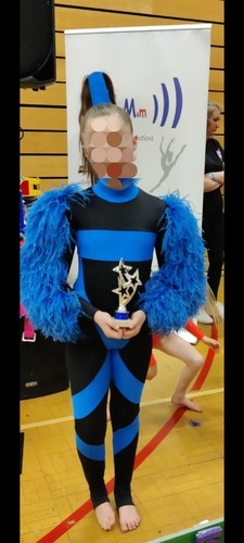 U10 freestyle dance costume - u10/12,