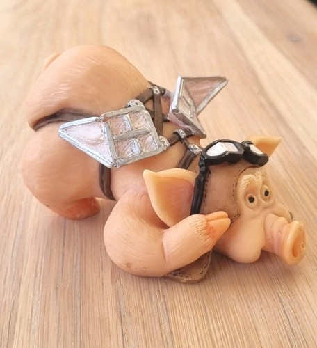Leonardo collection flying pig - leonardo,