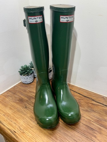 Vintage hunter wellies worn - vintage,