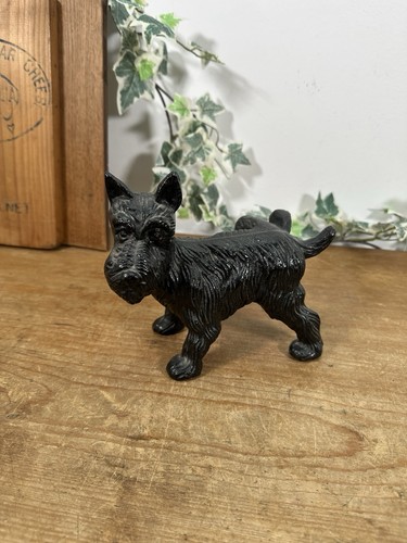 Vintage cast iron scottie - cast, dog