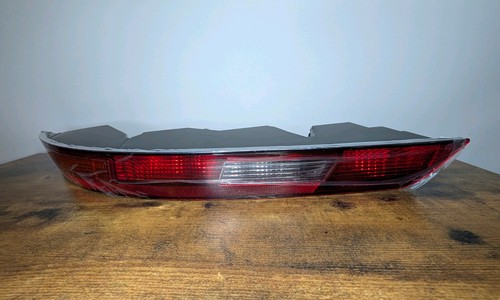 Rear bumper tail light left - bumper,