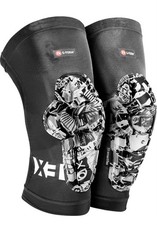 G-Form Pro-X3 Knee Guards in