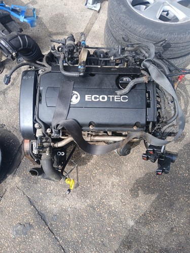 Spares vauxhall mokka - spares, j
