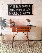 Regency Style Extending Burr