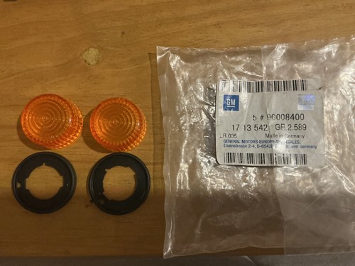 Lotus carlton pair side - lotus, 1