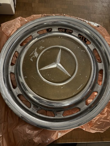 Mercedes benz wheel - trims, hub