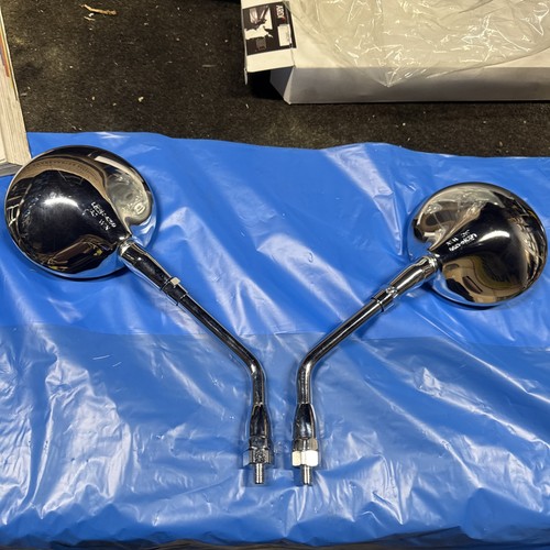 Pair rear view chrome mirror - rear,